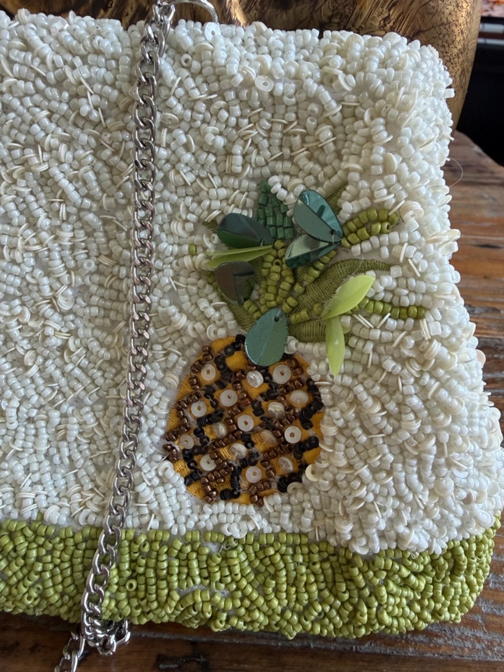 Beaded Pineapple Motif Clutch/Crossbody Bag - Green & White - Picture 7 of 15